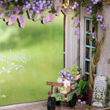 Load image into Gallery viewer, Molly Garden