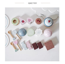 Load image into Gallery viewer, Cake Tower