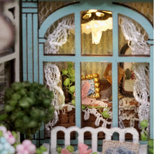 Load image into Gallery viewer, Molly Garden
